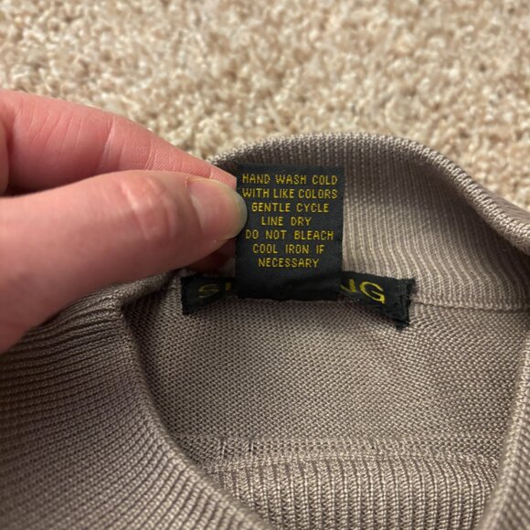 Vintage Sweater Womens S Beige 100% Silk Fine Knit Mock Neck Oversized SS - Picture 5 of 8